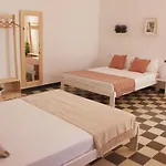Casa De La Alegría Habitación en casa particular Granada